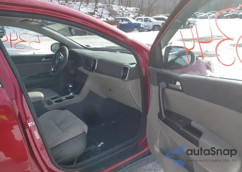 2017 Kia Sportage Lx z USA, uszkodzony, nr VIN KNDPM3AC6H7235096